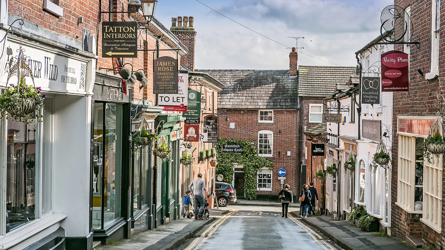 Editorial image for Knutsford